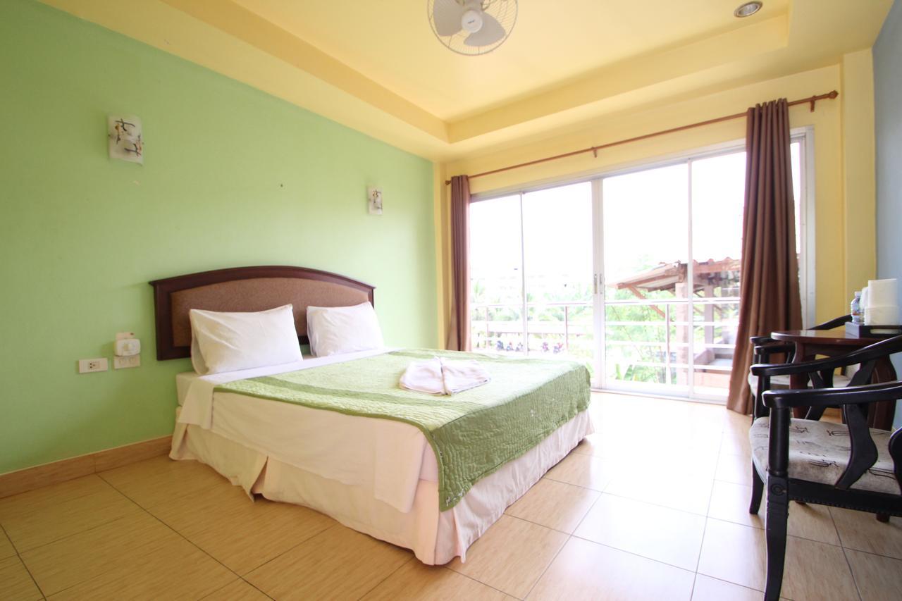 Guest house Baan To 2*