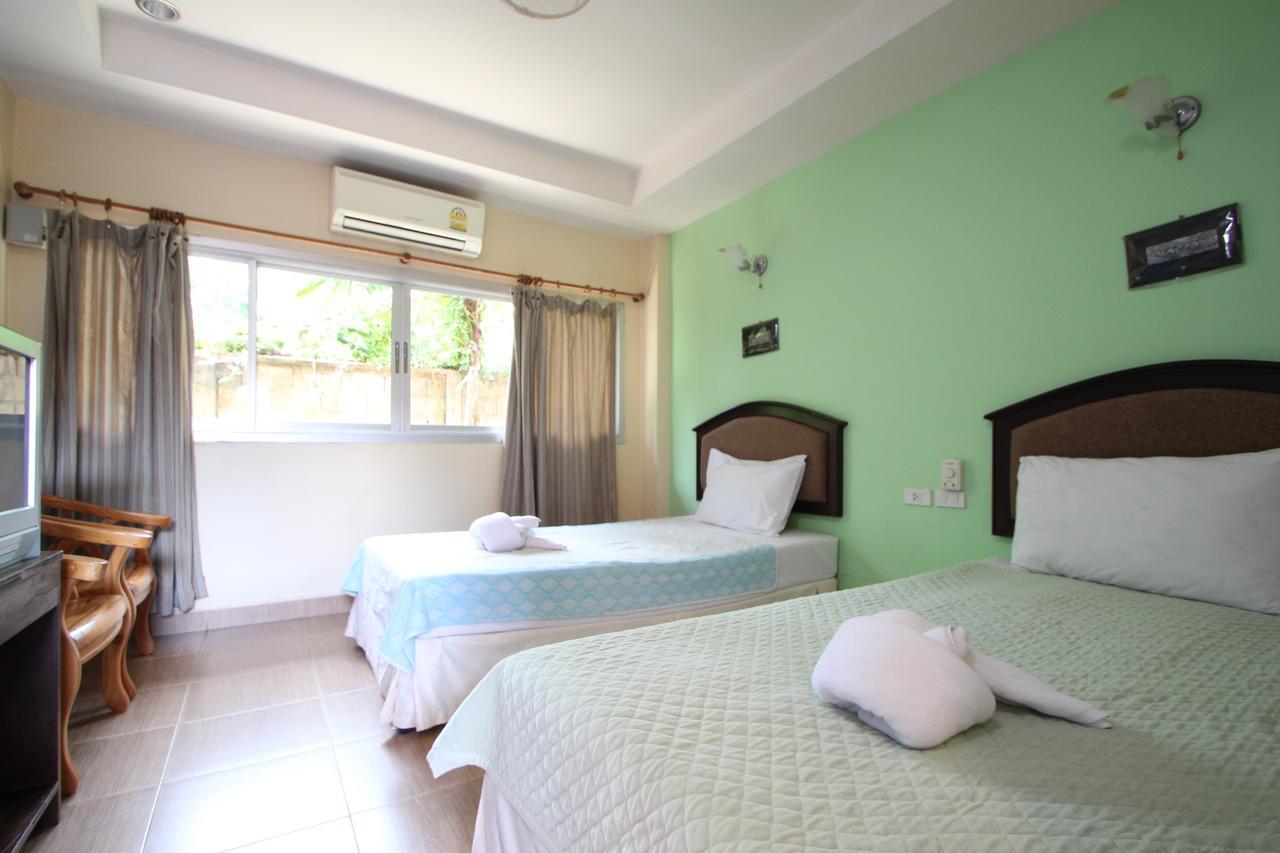 Guest house Baan To 2*